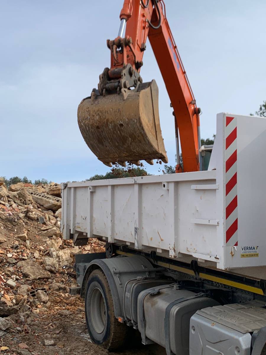 Tout-venant recyclé à Six Fours dans le Var